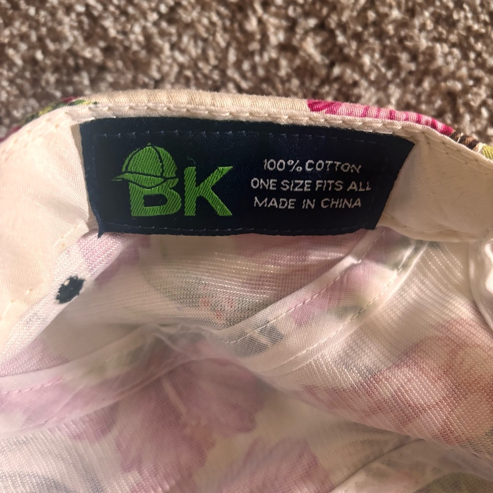 Floral Print Cap - Picture 5 of 6